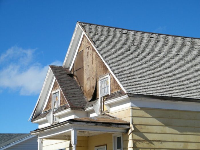 Noticed missing wood siding during final inspection, what could it cost ... Noticed missing wood siding during final inspection, what could it cost ...